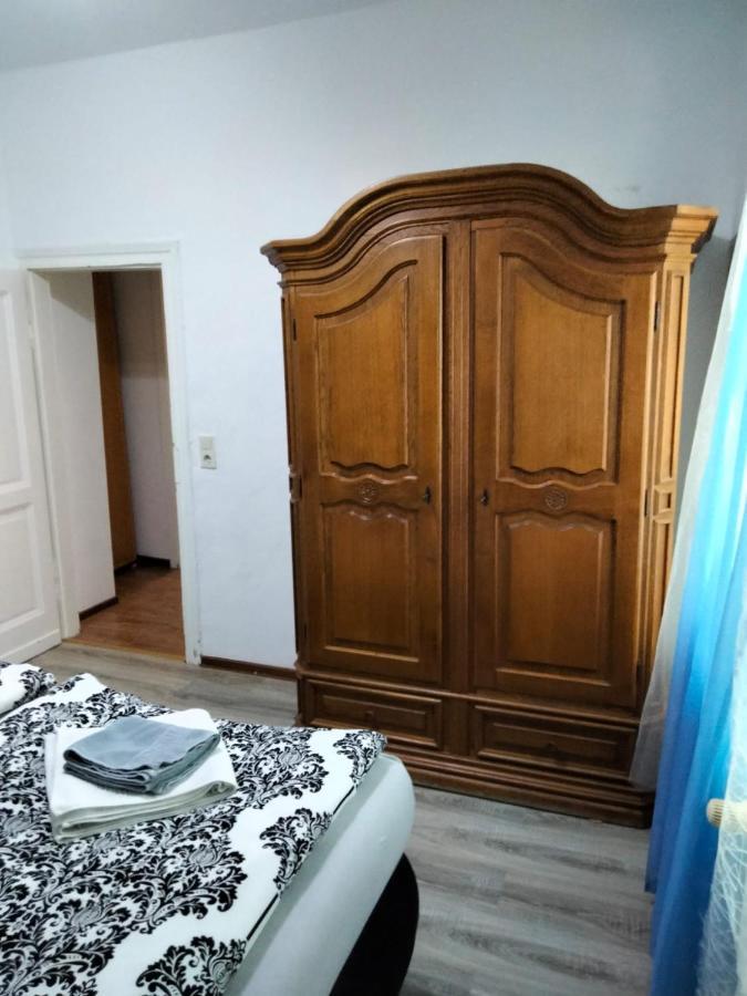 Ferienwohnung Neheim Mit Dennis Und Alexander Alexander Mit Klimaanlage Eksteriør bilde