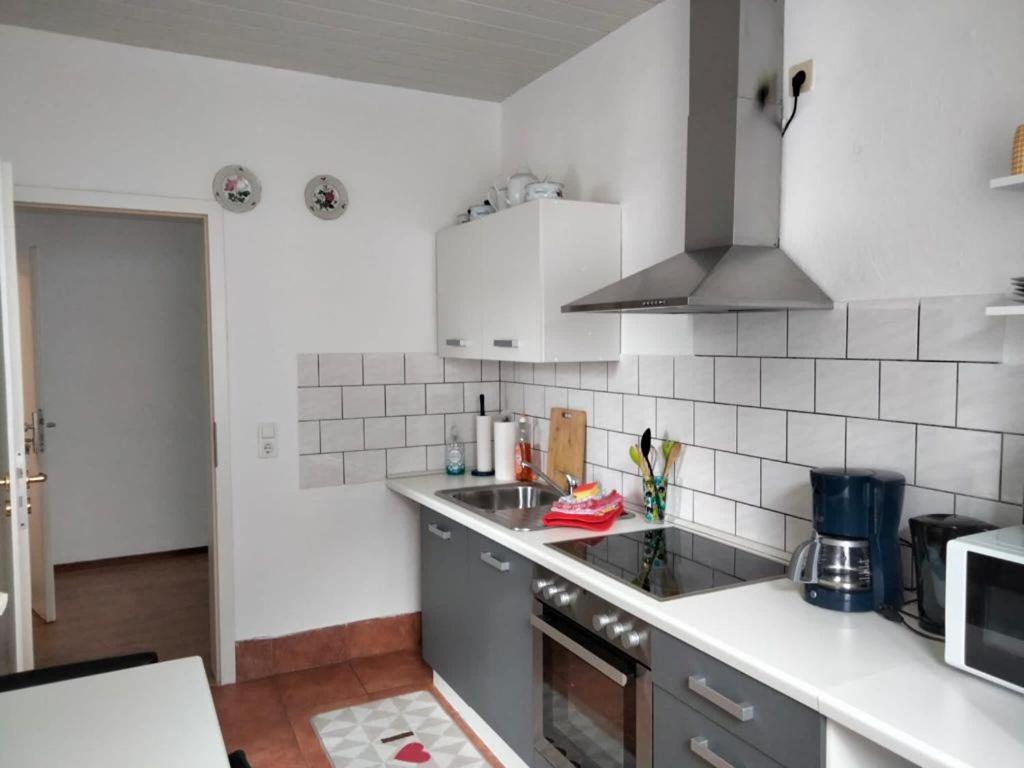 Ferienwohnung Neheim Mit Dennis Und Alexander Alexander Mit Klimaanlage Eksteriør bilde